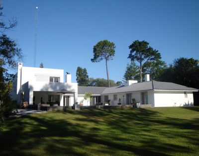 Casa Punta del Este – Barrio Golf – Punta Ballena